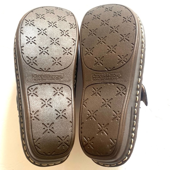 Croft & Barrow marron clogs, Size 8 1/2, NWT - Picture 9 of 9
